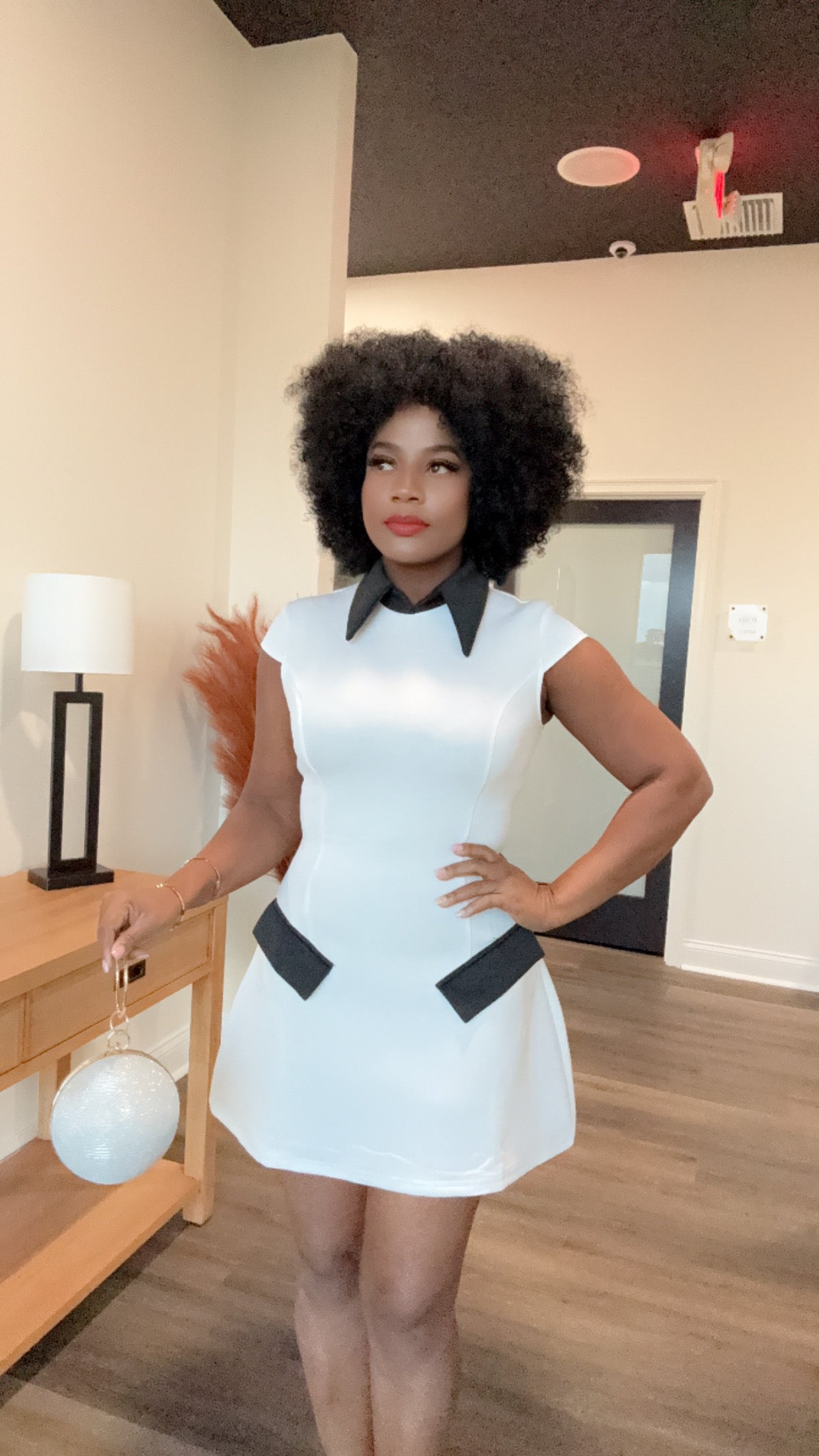 Mona elegant White dress