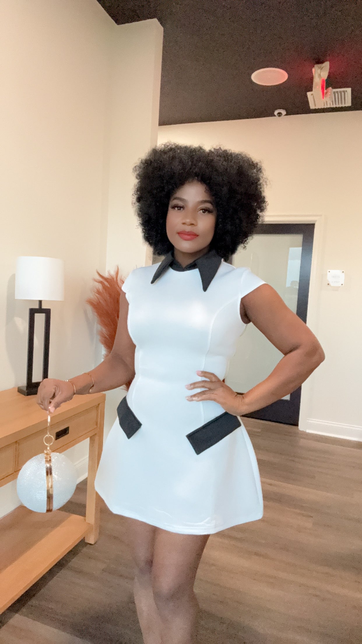 Mona elegant White dress